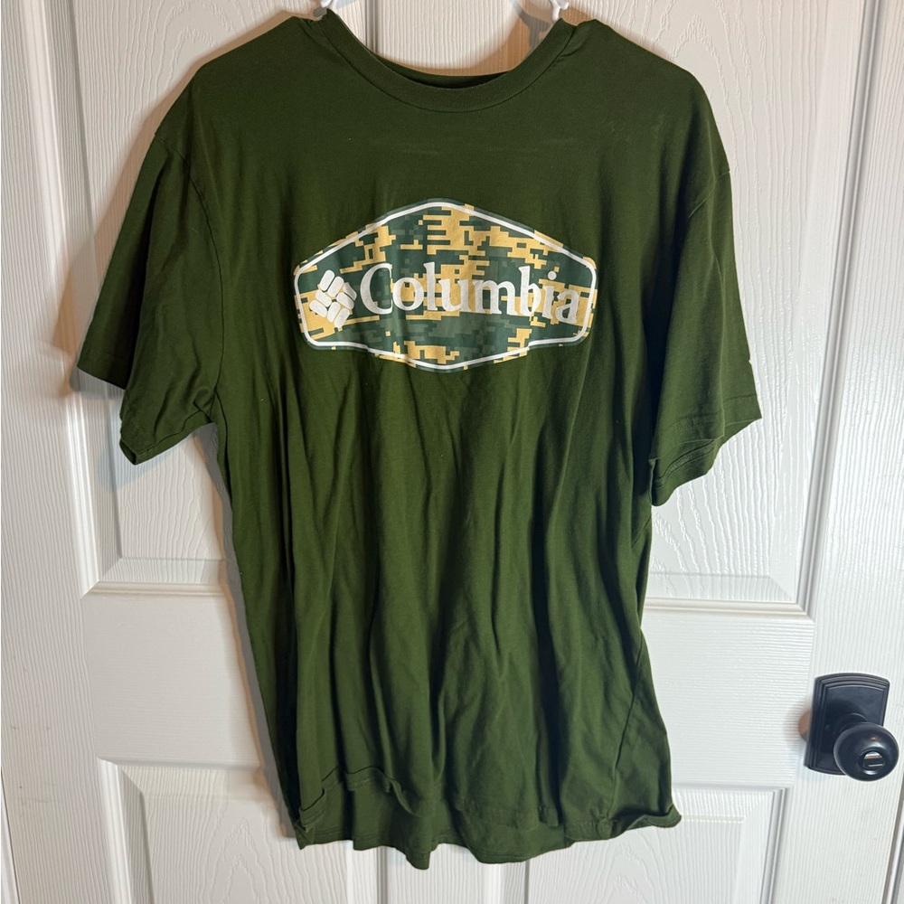 Columbia Men's Olive Graphic Tee